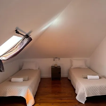 Maison A La *